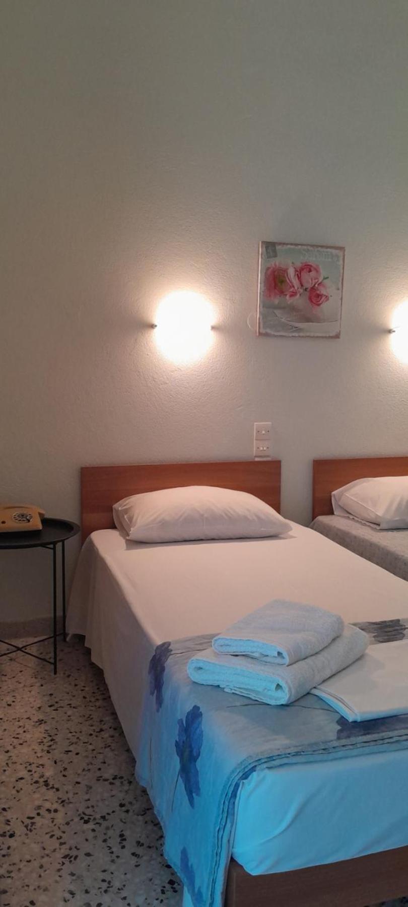Hotel Ωρεοι Loutra Edipsou  Esterno foto