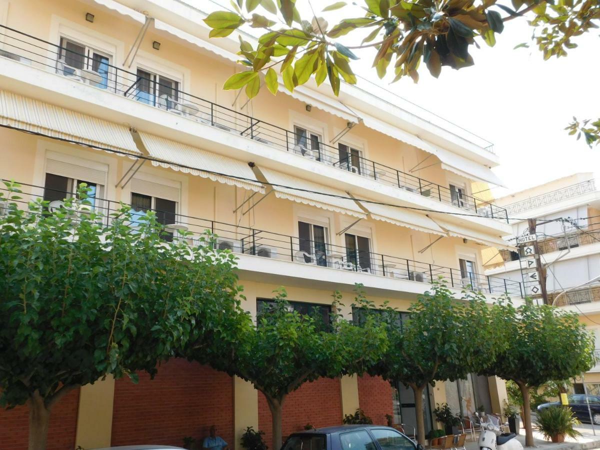 Hotel Ωρεοι Loutra Edipsou  Esterno foto