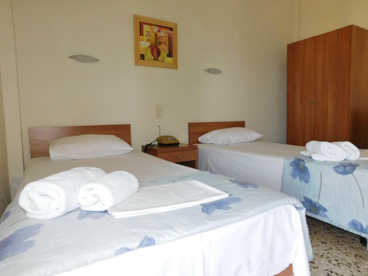 Hotel Ωρεοι Loutra Edipsou  Esterno foto