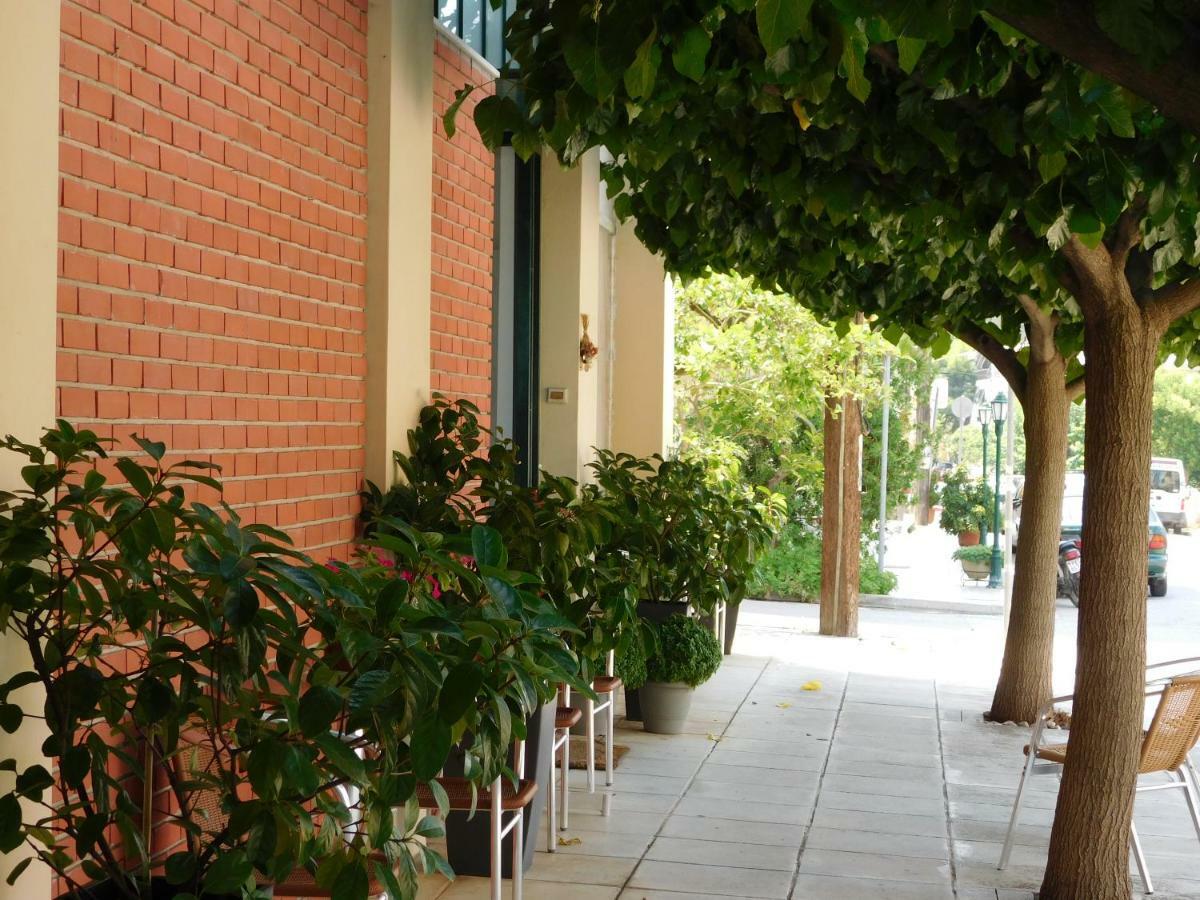 Hotel Ωρεοι Loutra Edipsou  Esterno foto