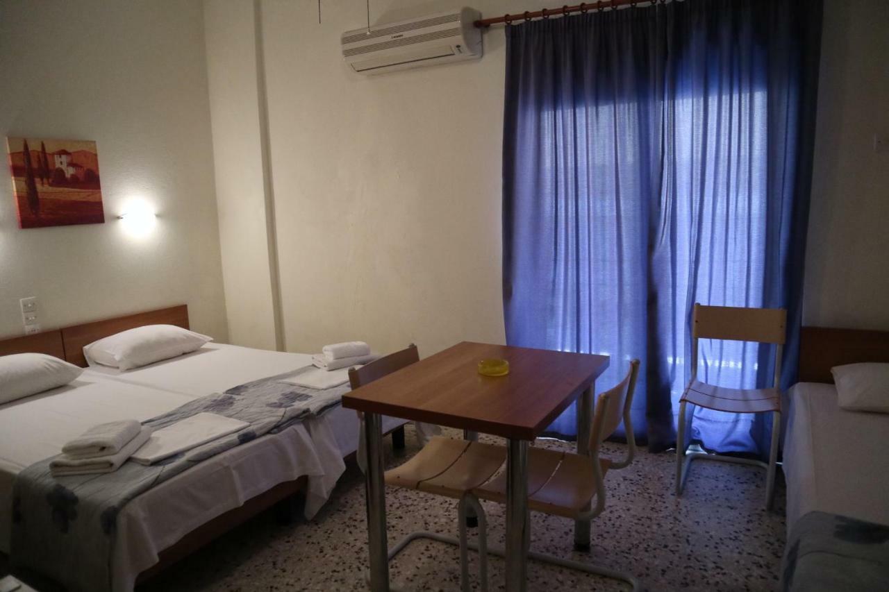 Hotel Ωρεοι Loutra Edipsou  Esterno foto